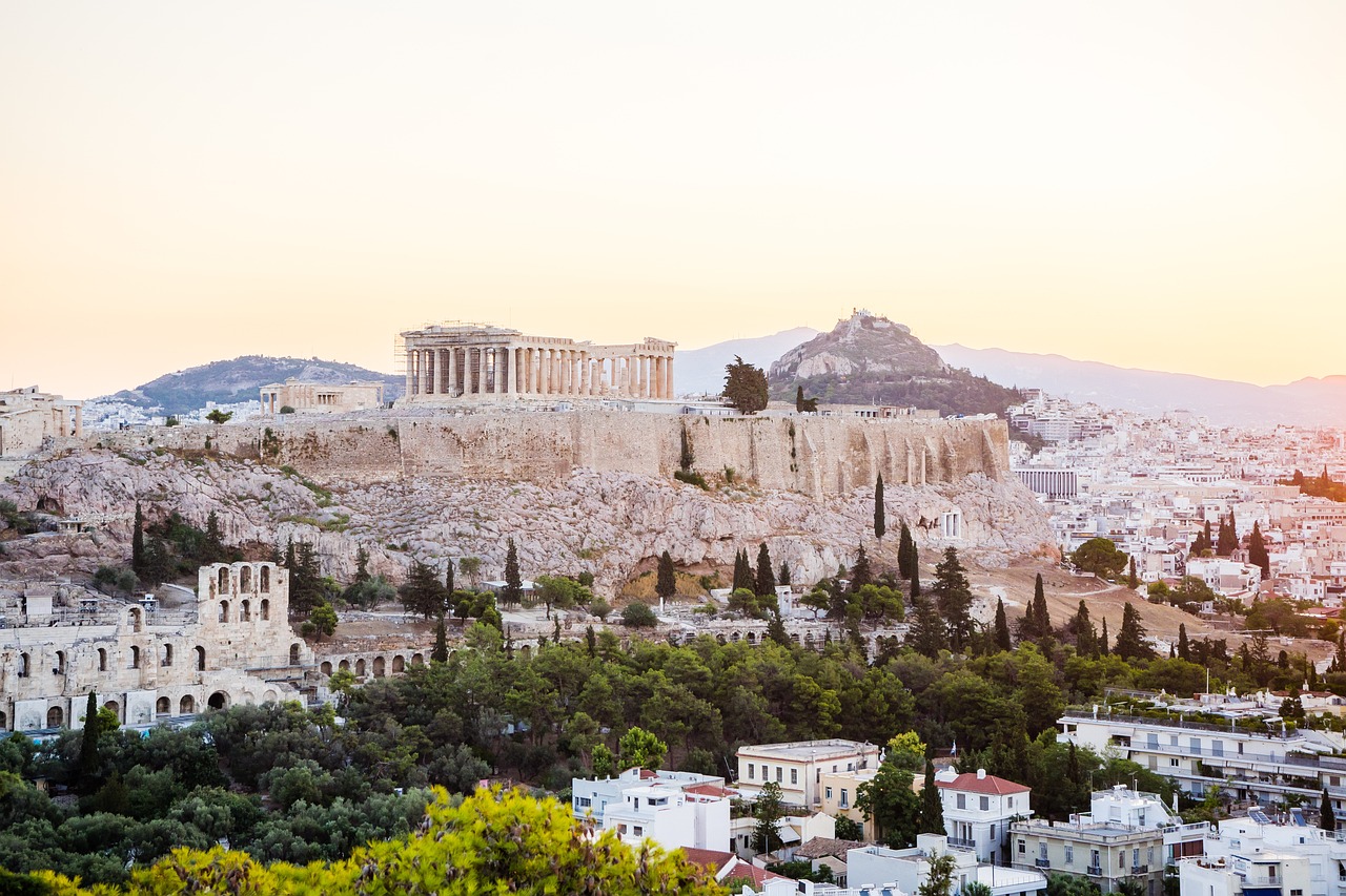 5 Can’t-Miss Spots in Greece for the Luxury Traveler