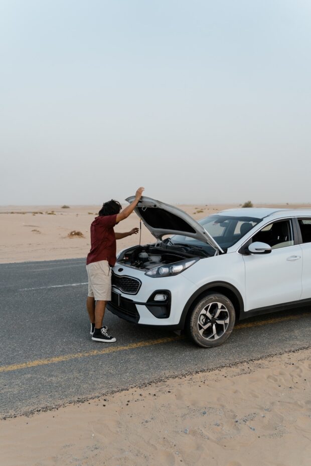 Essential Tips for Maintaining Your Car During a Dubai Trip