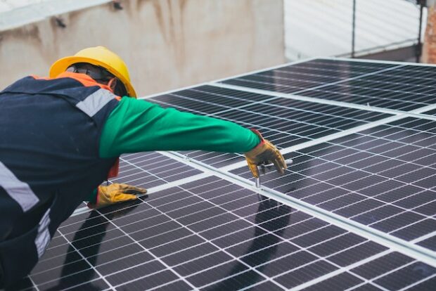 Solar Panel Maintenance Tips for Beginners