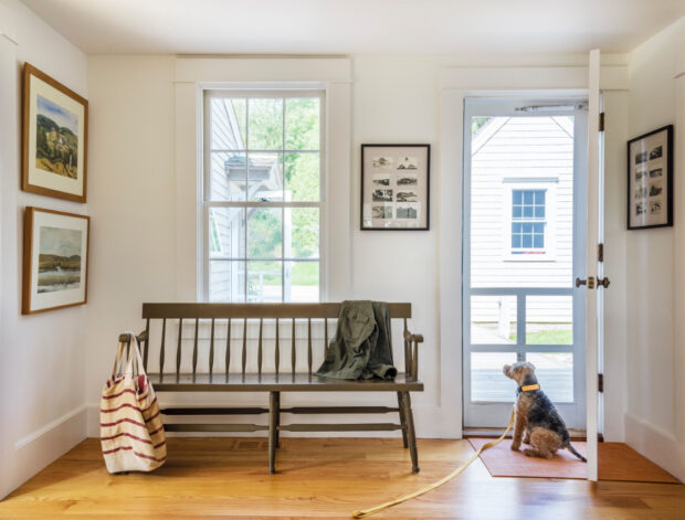 How to Design a Welcoming Entryway How to Design a Welcoming Entryway