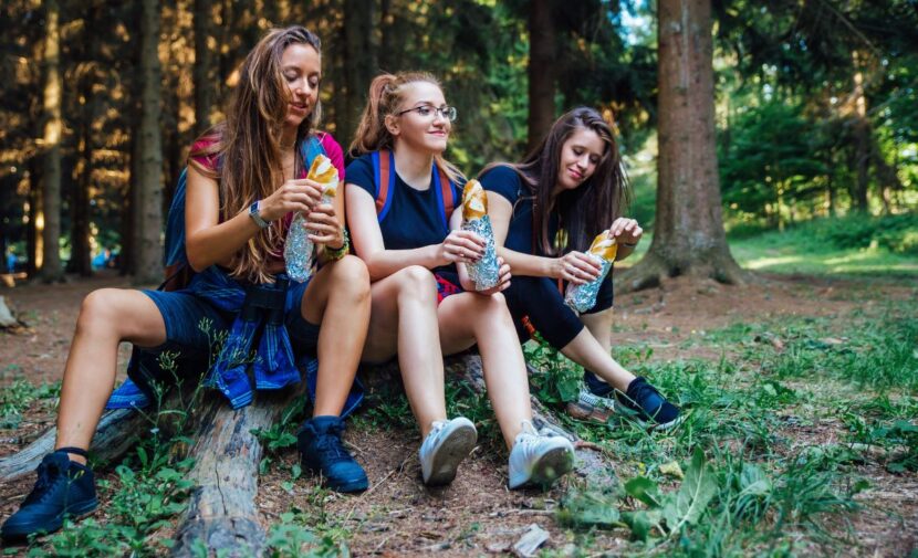 Healthy and Energy-Boosting Snacks for Sustained Stamina On the Trails