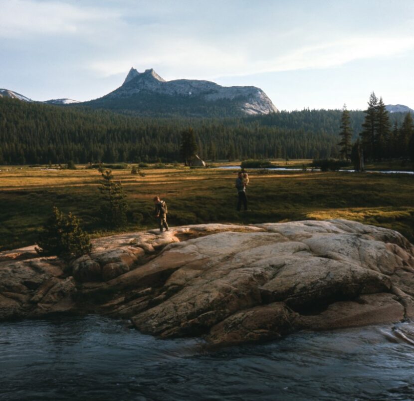 Yellowstone-National-Park-830x804 5 Outdoorsy Family Getaways to Create Lasting Memories