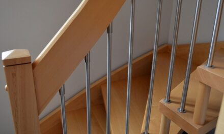5 Elegant Railing Designs to Elevate Your Home’s Aesthetic