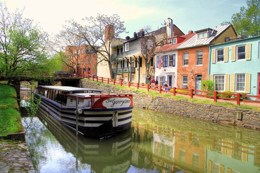 1024px-USA-Georgetown_CO_Canal-830x552 The Weekend Shift: Discovering DC Beyond the 9-to-5 Hustle