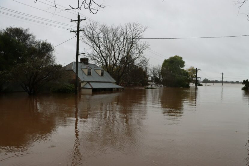 floodede-house-830x554 Who Has the Best Rates for Water Damage Restoration in Pennsylvania?